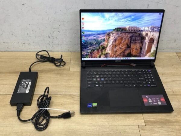 MSI Raider GE78 HX 14VGG RTX 4070, 1TB, 48GB, i9-14900HX 2.2GHz Gaming Laptop