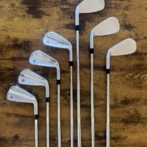 TaylorMade P790 4-PW Golf Right Hand Iron Set
