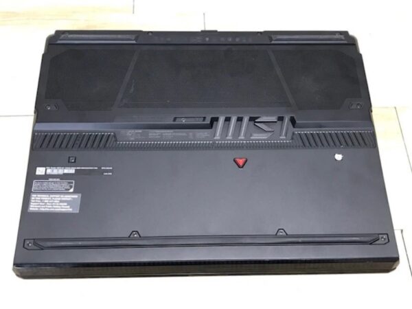 MSI Raider GE78 HX 14VGG RTX 4070, 1TB, 48GB, i9-14900HX 2.2GHz Gaming Laptop - Image 2