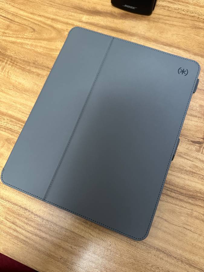 Apple iPad Air 13-inch (M2) Wi-Fi 128GB - Starlight (Like New) - Image 3