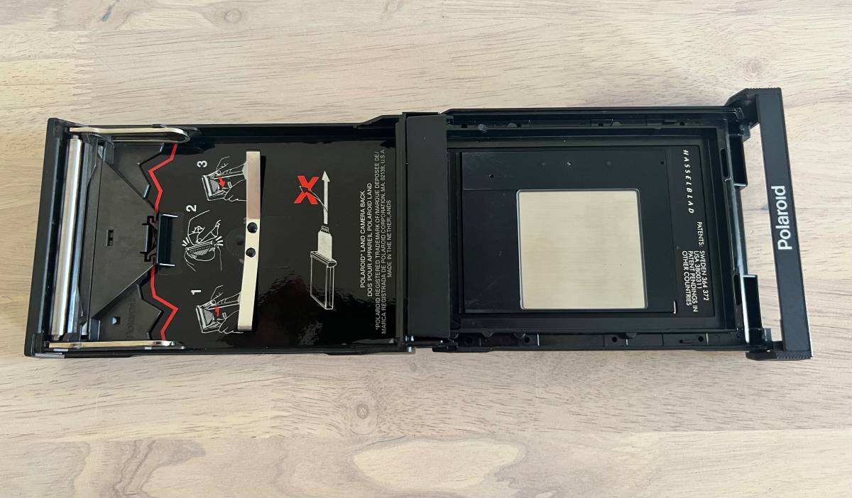 Hasselblad 503CW Medium Format Camera Kit - Image 2