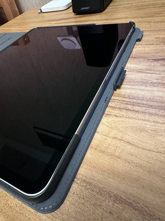 Apple iPad Air 13-inch (M2) Wi-Fi 128GB - Starlight (Like New) - Image 4