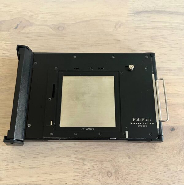 Hasselblad 503CW Medium Format Camera Kit - Image 5