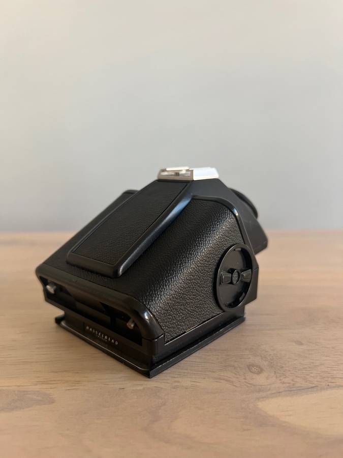 Hasselblad 503CW Medium Format Camera Kit - Image 6