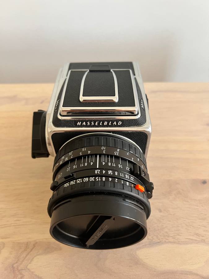 Hasselblad 503CW Medium Format Camera Kit - Image 9