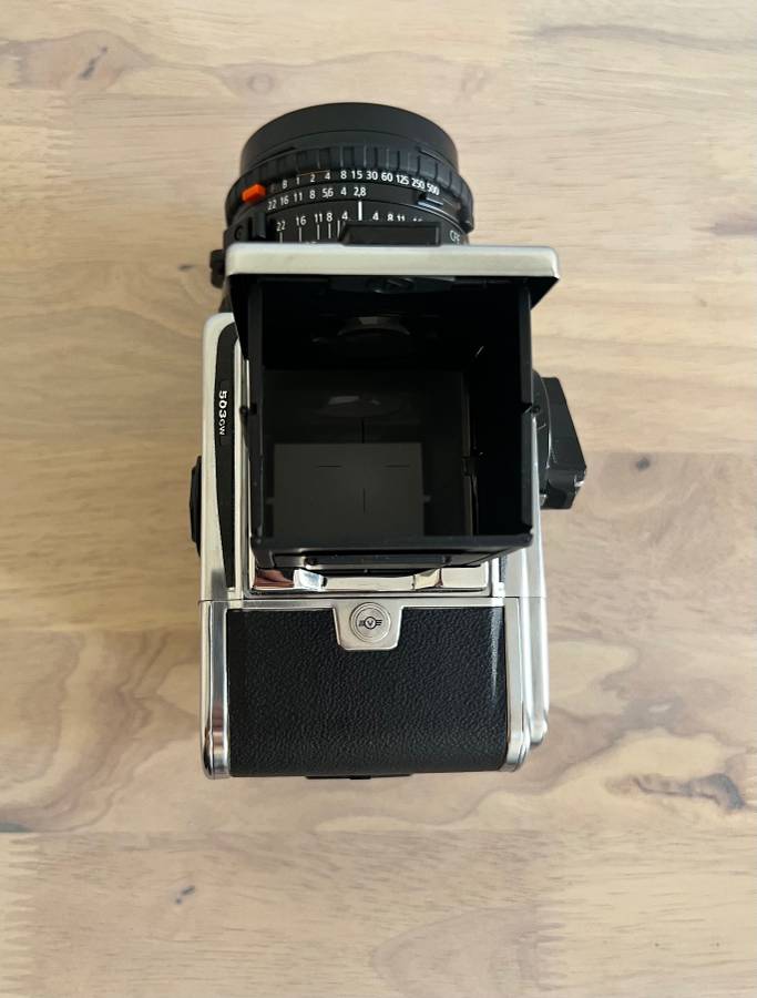 Hasselblad 503CW Medium Format Camera Kit - Image 11