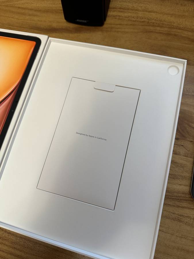 Apple iPad Air 13-inch (M2) Wi-Fi 128GB - Starlight (Like New) - Image 11