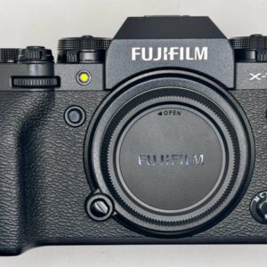 FUJIFILM X-T4 Digital Mirrorless Camera (Black Noir)