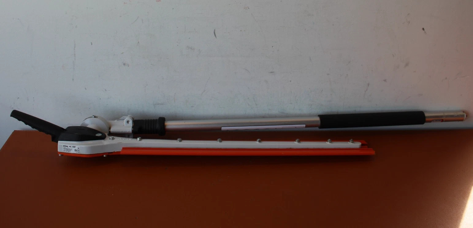 Stihl KM 111 R with HL 145 Adjustable Hedge Trimmer - Image 9