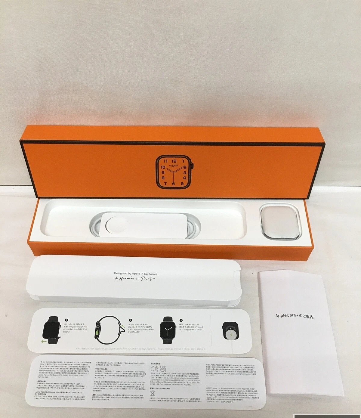 HERMES Apple Watch Series 7 45mm Black Dial Box Strap Included Minor Wear - Image 2