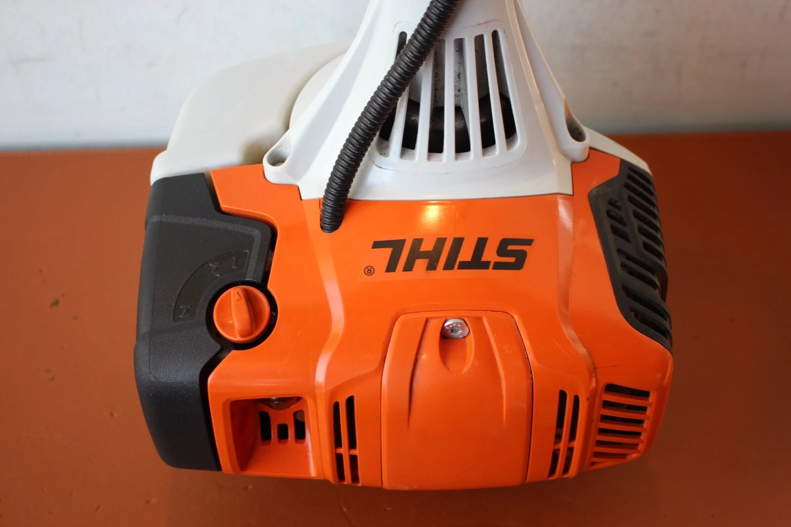 Stihl KM 111 R with HL 145 Adjustable Hedge Trimmer - Image 2