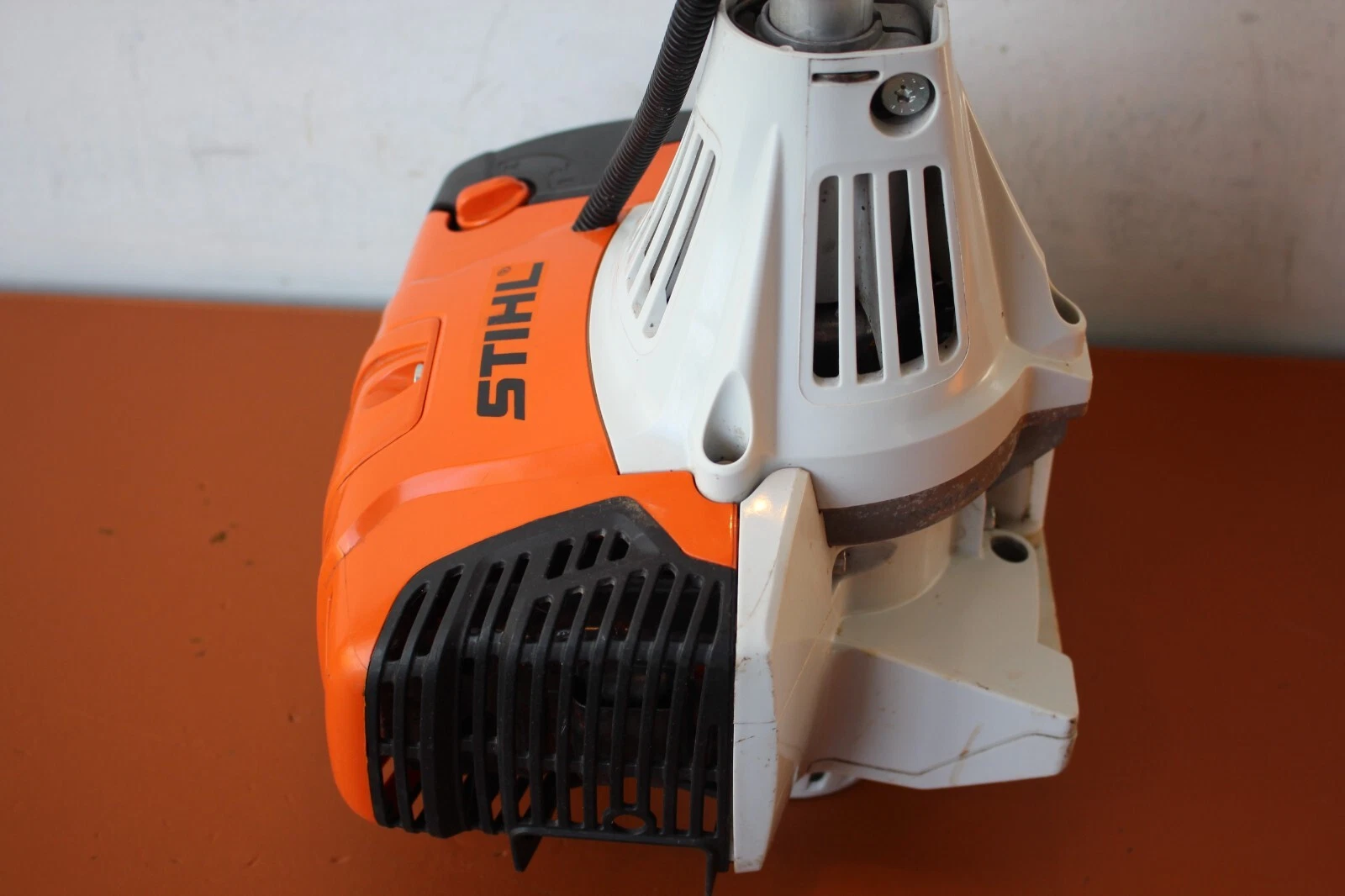 Stihl KM 111 R with HL 145 Adjustable Hedge Trimmer - Image 3
