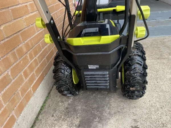 RYOBI 40V HP Brushless 24" Snow Blower - Image 6