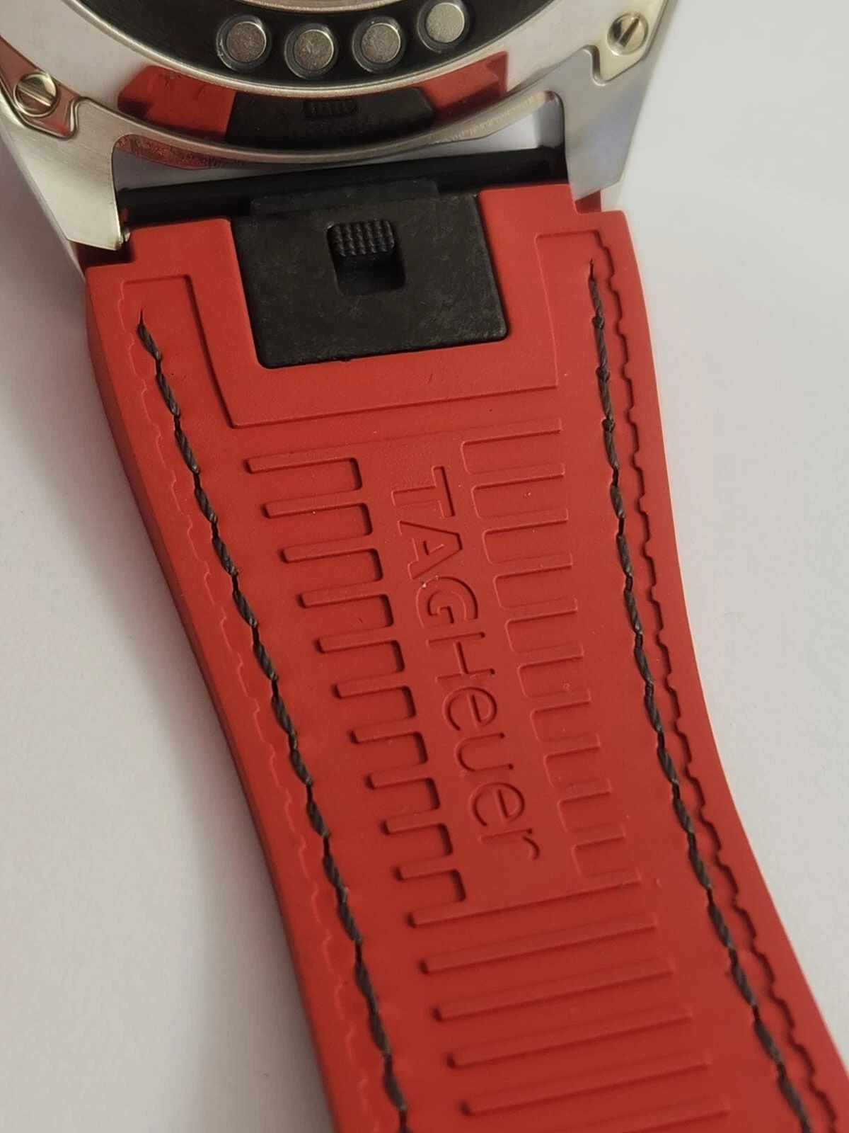 TAG HEUER CONNECTED SUPER MARIO L.E.SBG8A13 45MM QUARTZ SMART WATCH - Image 6
