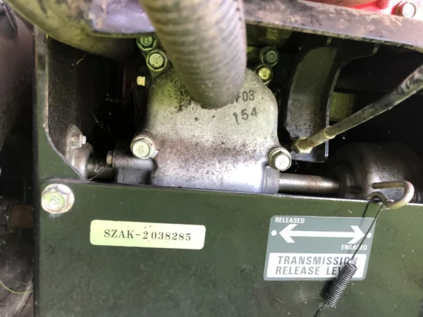 Honda HS828S Snowblower - Image 8