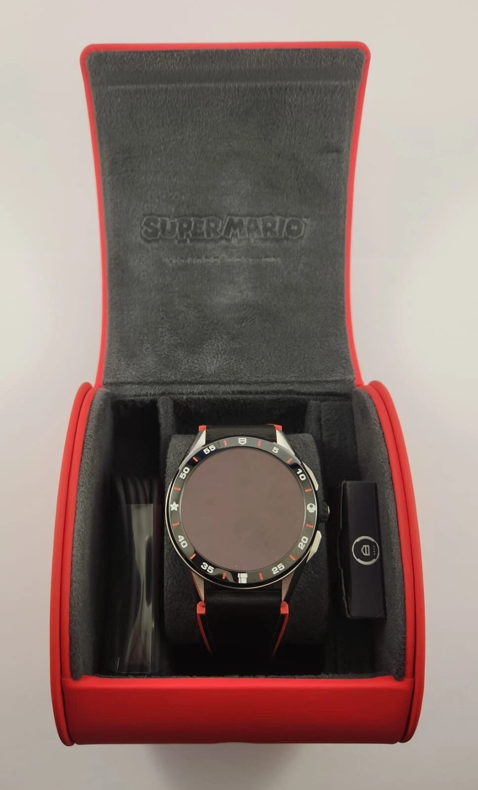 TAG HEUER CONNECTED SUPER MARIO L.E.SBG8A13 45MM QUARTZ SMART WATCH - Image 8