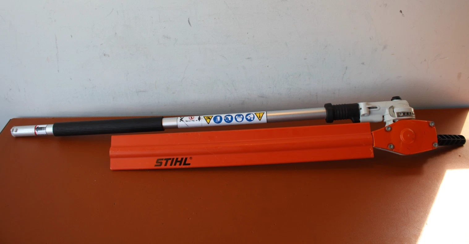 Stihl KM 111 R with HL 145 Adjustable Hedge Trimmer - Image 7