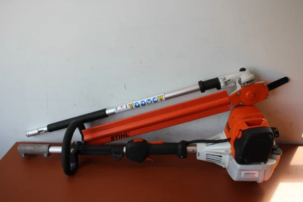 Stihl KM 111 R with HL 145 Adjustable Hedge Trimmer - Image 14